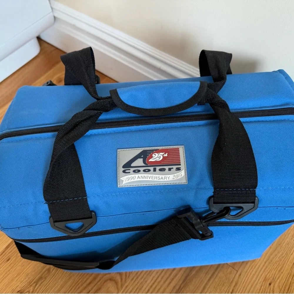 Brand New: 🧊🧊 AO Canvas Series 24 Can Cooler Bag 🧊🧊 - Picture 3 of 7